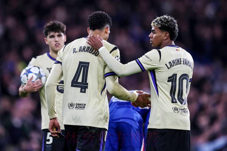 坑惨巴萨？3500万铁卫2年半4次染红！3次致队惨败 球迷怒斥：快滚